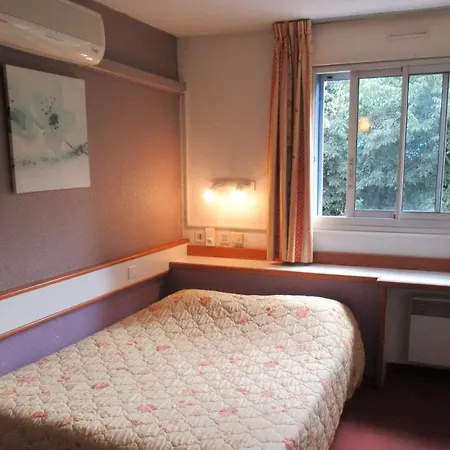 Hexagone Hotel
